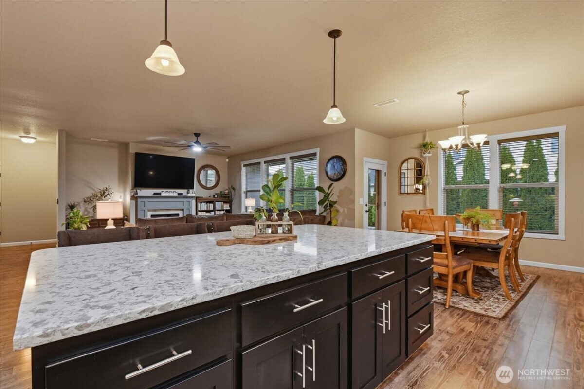 9700 NE 104th Way , Vancouver, WA 98662