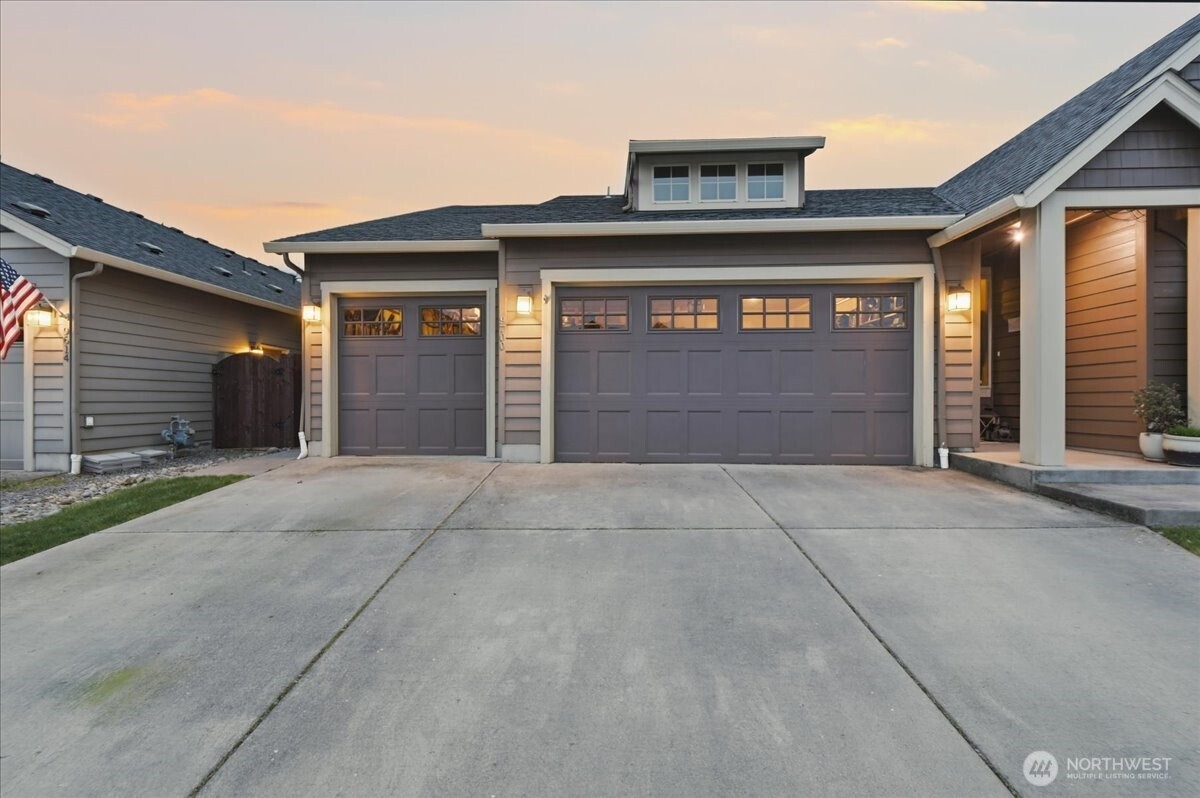 9700 NE 104th Way , Vancouver, WA 98662