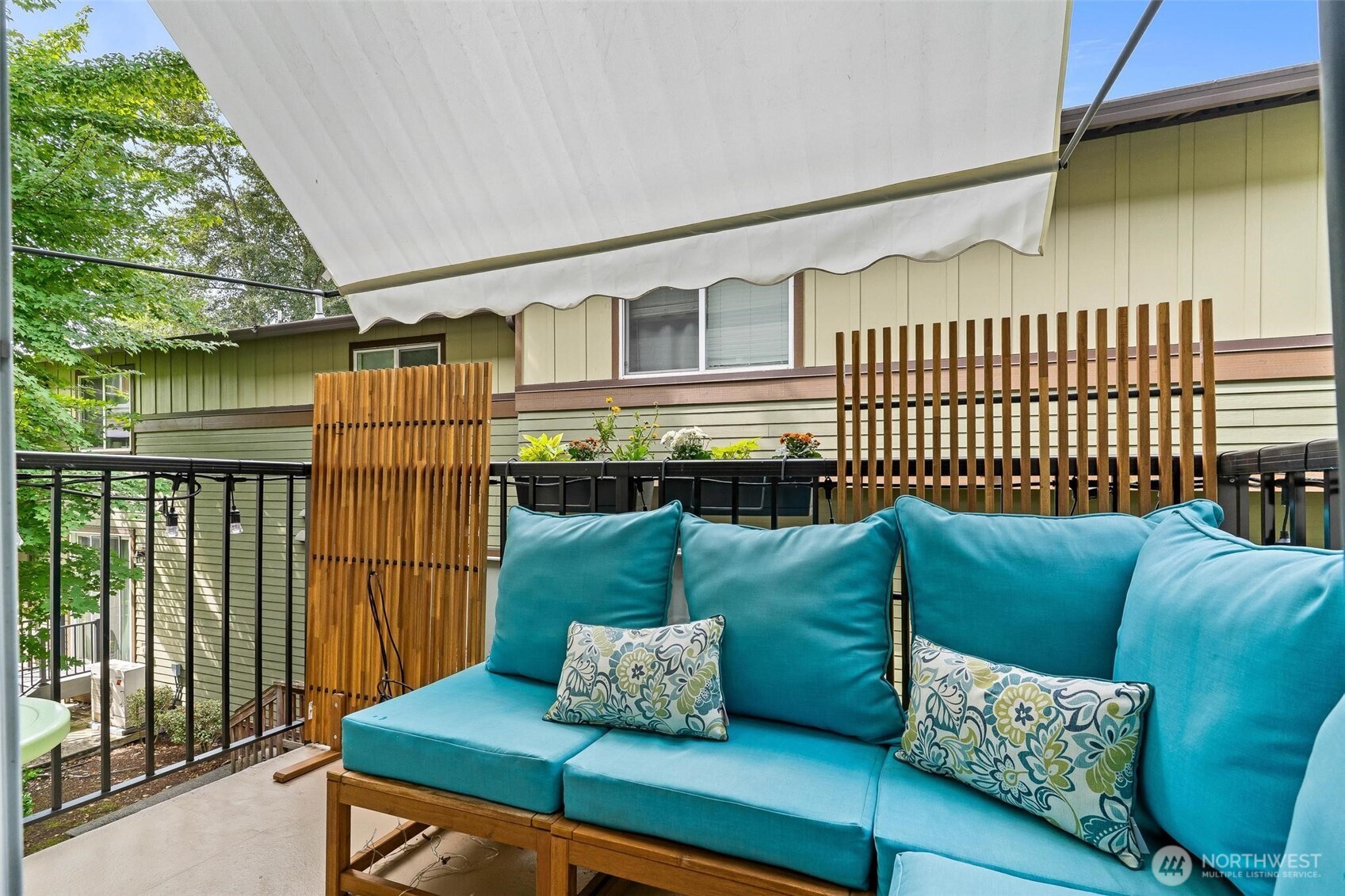 2115 201st Place SE #L2, Bothell, WA 98012-8565