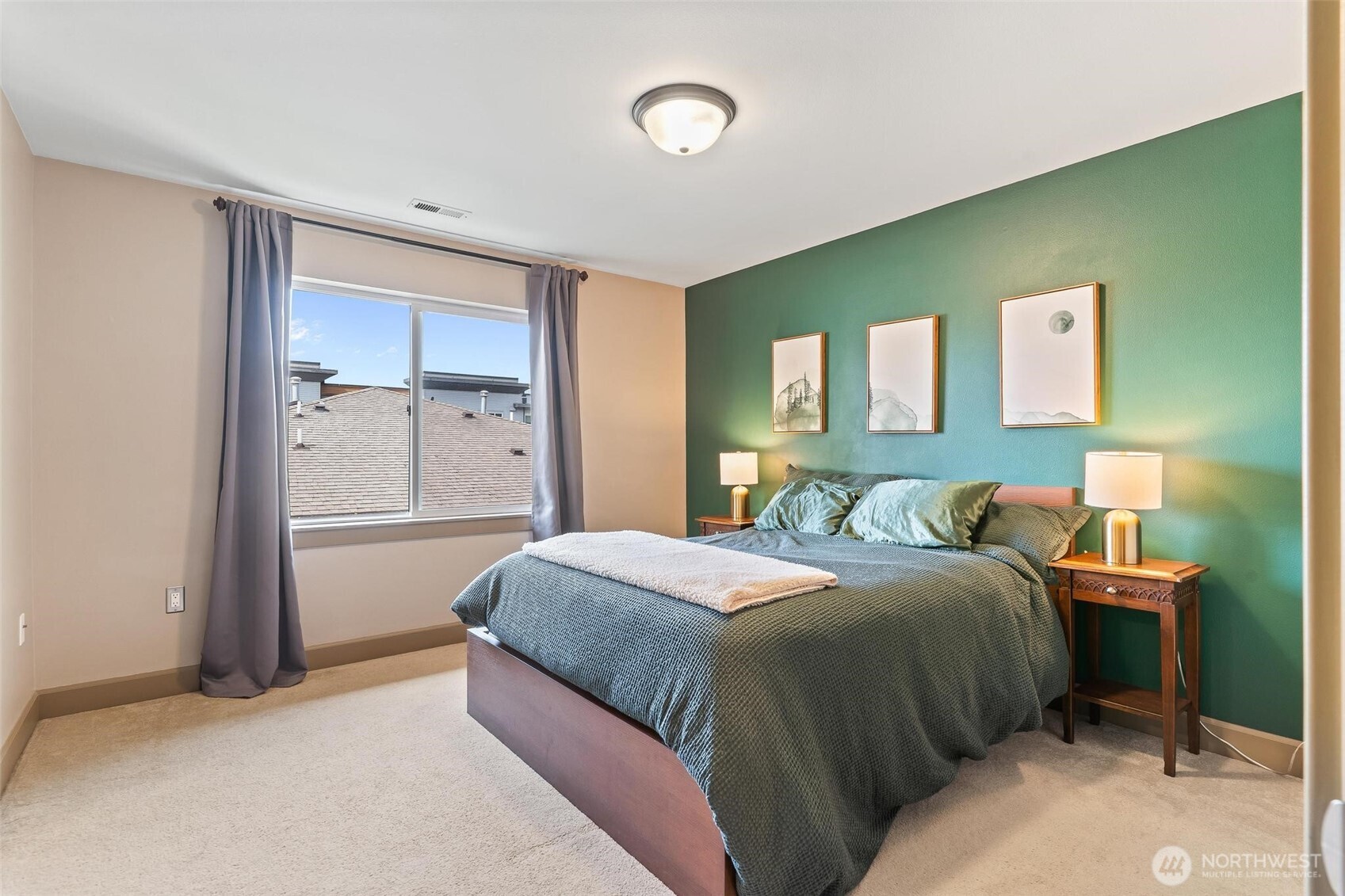 2115 201st Place SE #L2, Bothell, WA 98012-8565