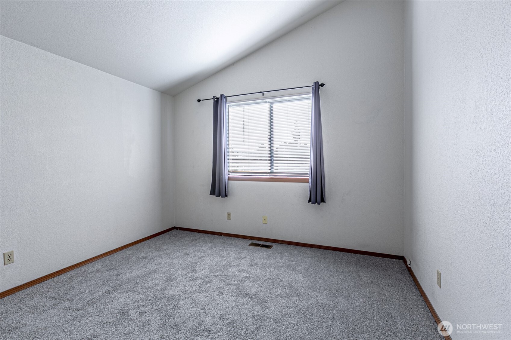 6135 36th Street SE, Auburn, WA 98092