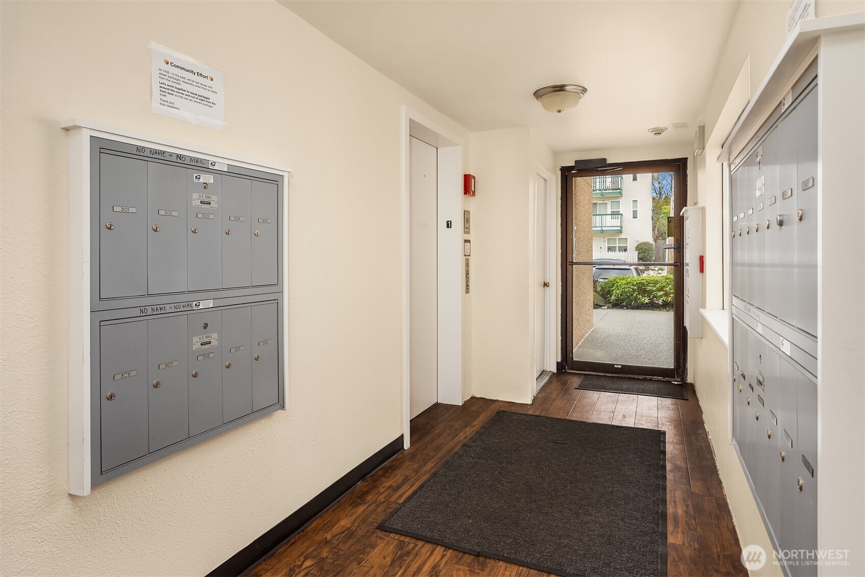 1433 NW 64th Street , Seattle, WA 98107