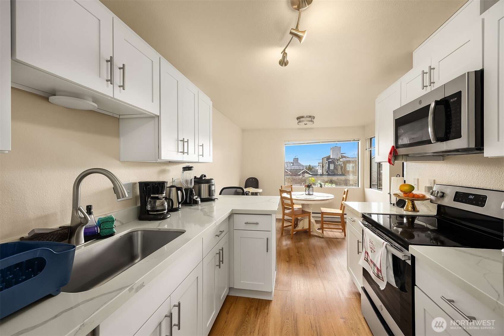 1433 NW 64th Street , Seattle, WA 98107