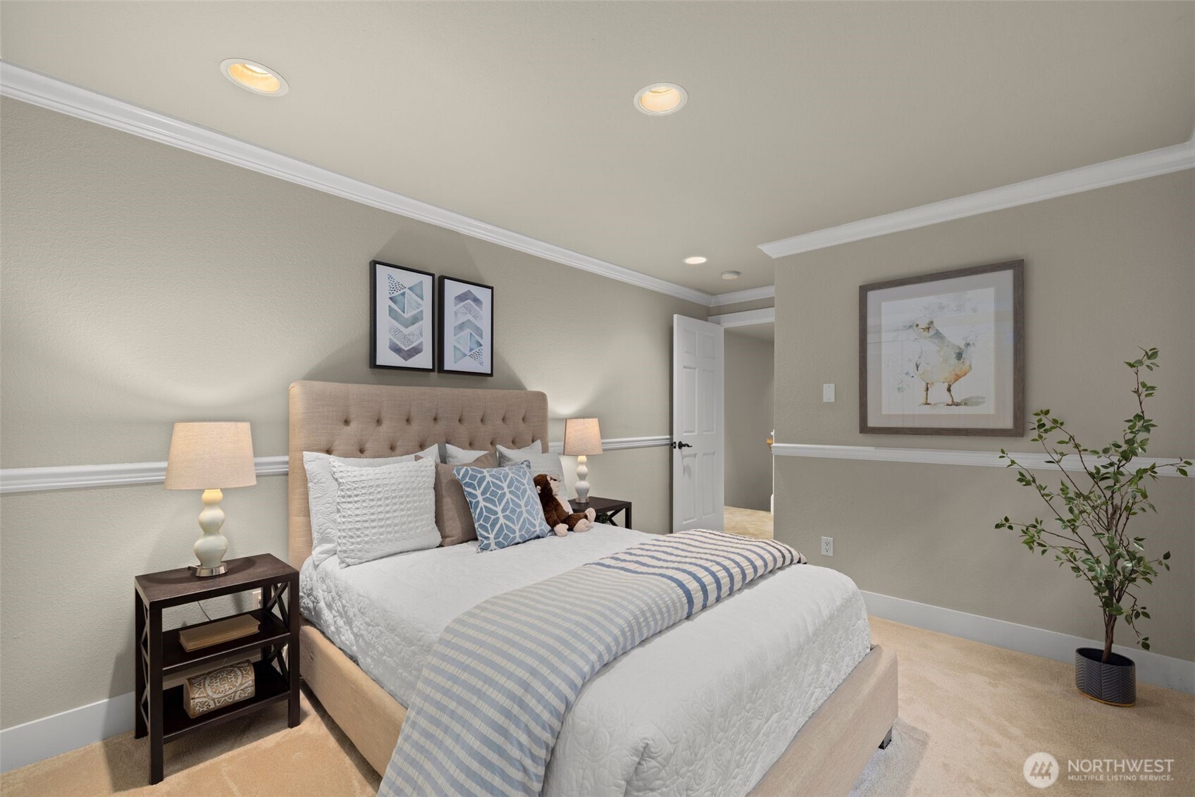 18021 SE 40th Place , Bellevue, WA 98008