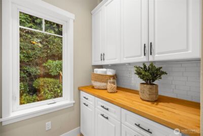 18021 SE 40th Place , Bellevue, WA 98008 - Photo 17