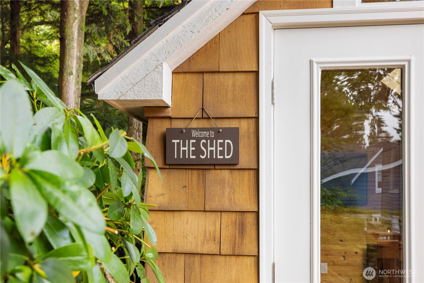 18021 SE 40th Place , Bellevue, WA 98008