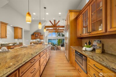 18021 SE 40th Place , Bellevue, WA 98008 - Photo 5