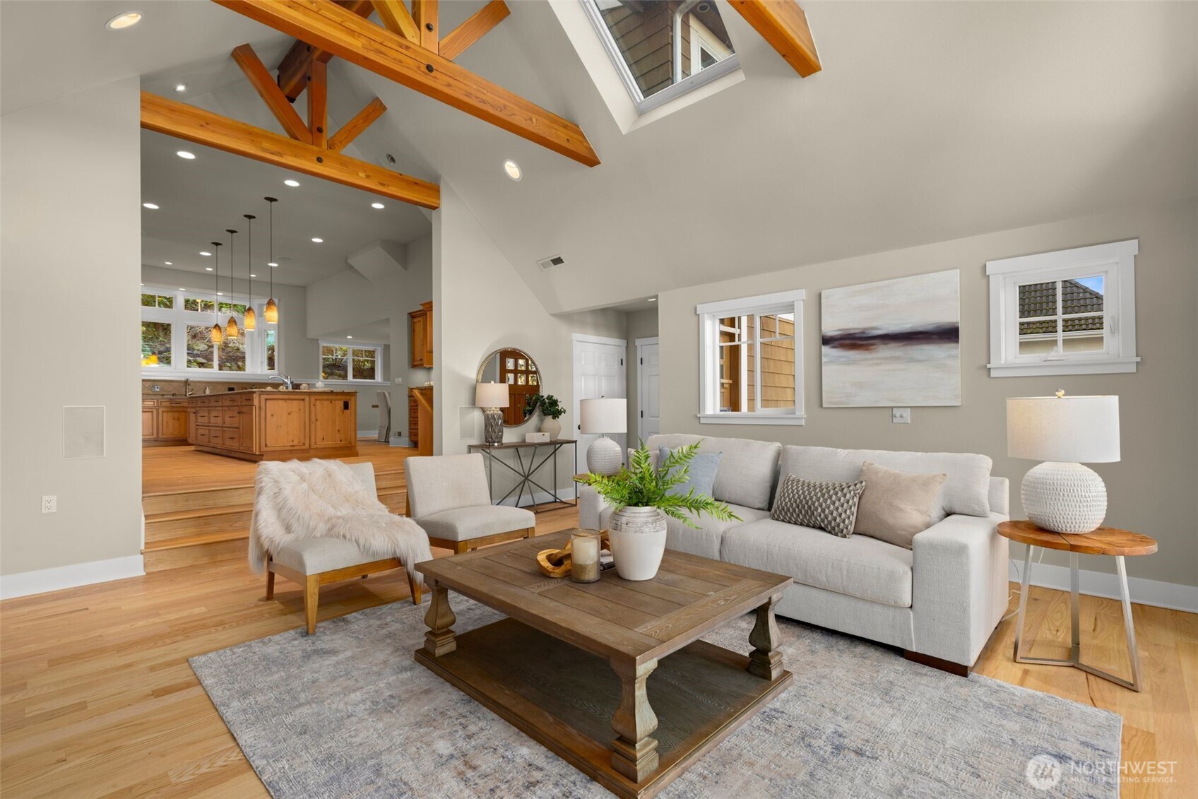 18021 SE 40th Place , Bellevue, WA 98008