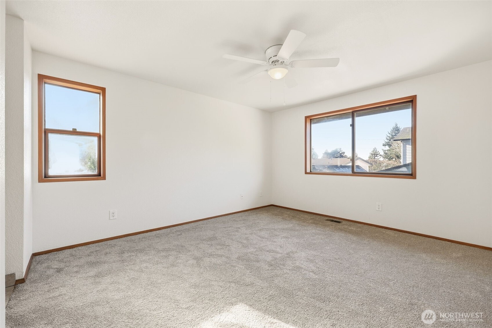 15931 22nd Avenue SW, Burien, WA 98166