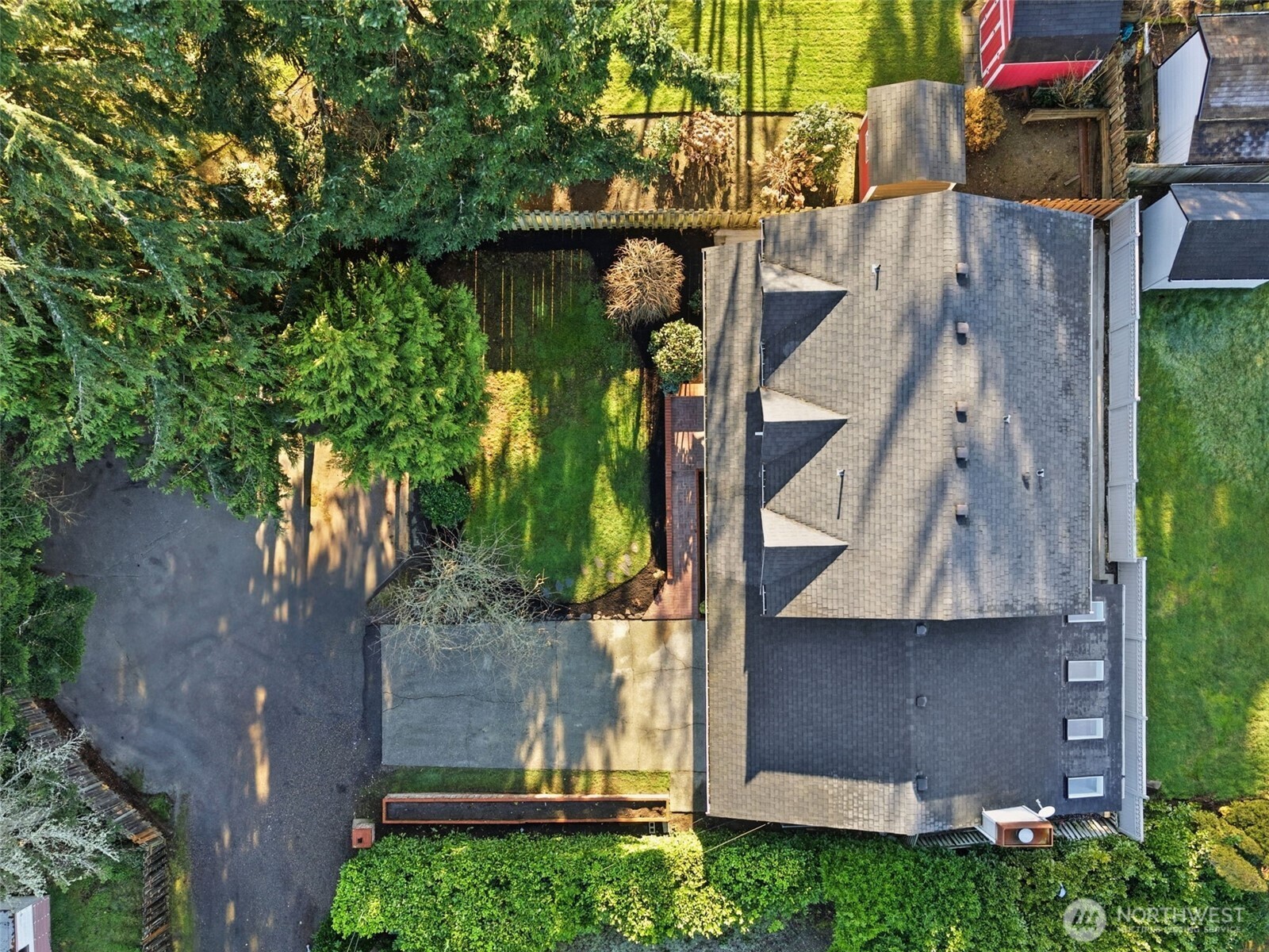 15931 22nd Avenue SW, Burien, WA 98166