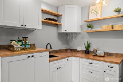 528 W Lake Sammamish Parkway SE, Bellevue, WA 98008 - Photo 23