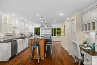 528 W Lake Sammamish Parkway SE, Bellevue, WA 98008 - Photo 9