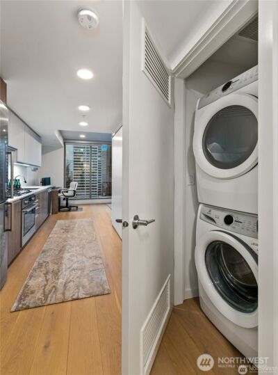 800 Columbia Street #1801, Seattle, WA 98104 - Photo 19