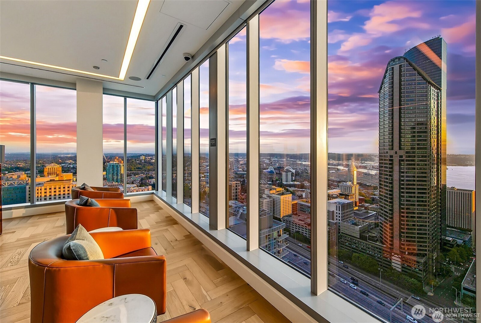 800 Columbia Street #1801, Seattle, WA 98104