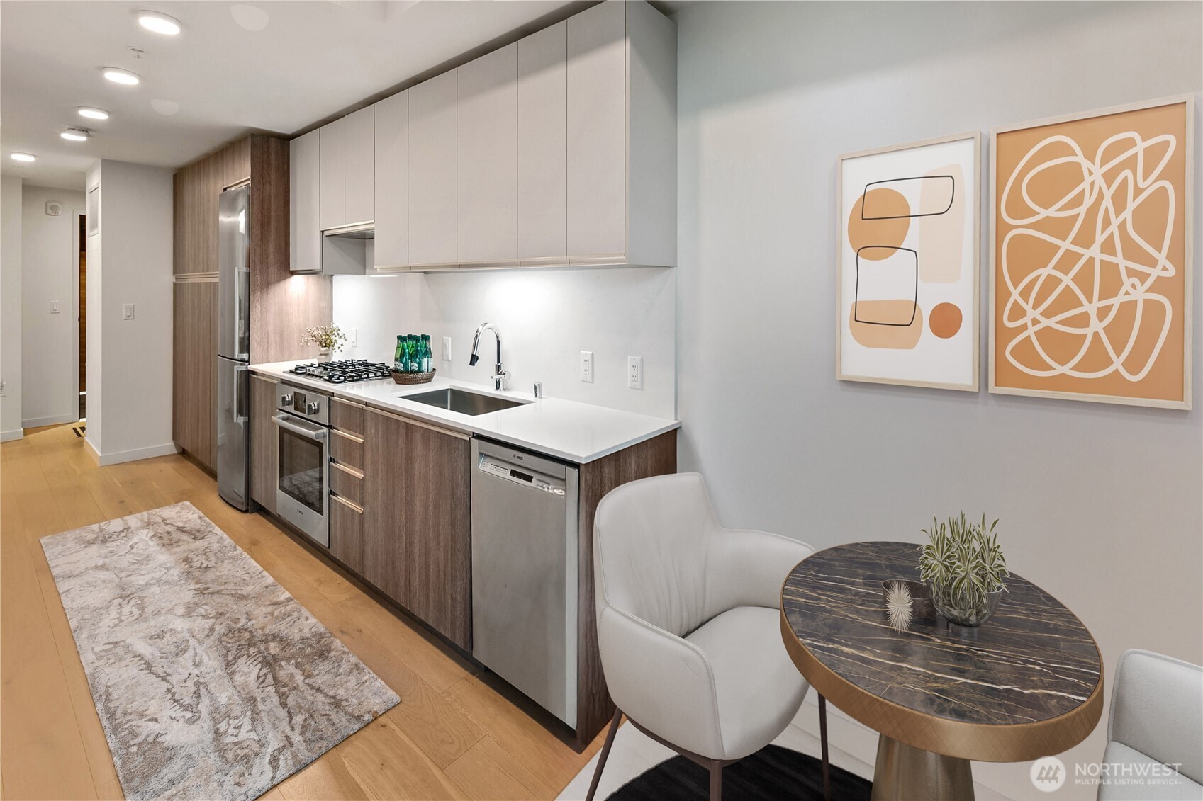 800 Columbia Street #1801, Seattle, WA 98104