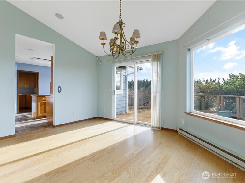 670 El Prado Avenue , Coupeville, WA 98239