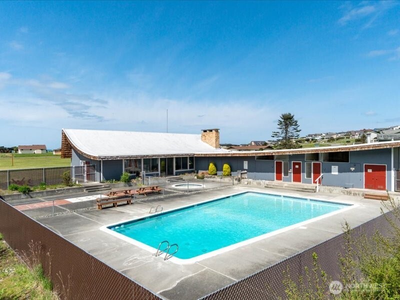 670 El Prado Avenue , Coupeville, WA 98239