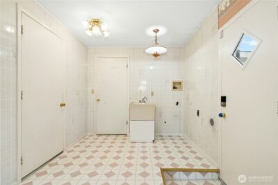 12502 SE 73rd Place , Newcastle, WA 98056 - Photo 23