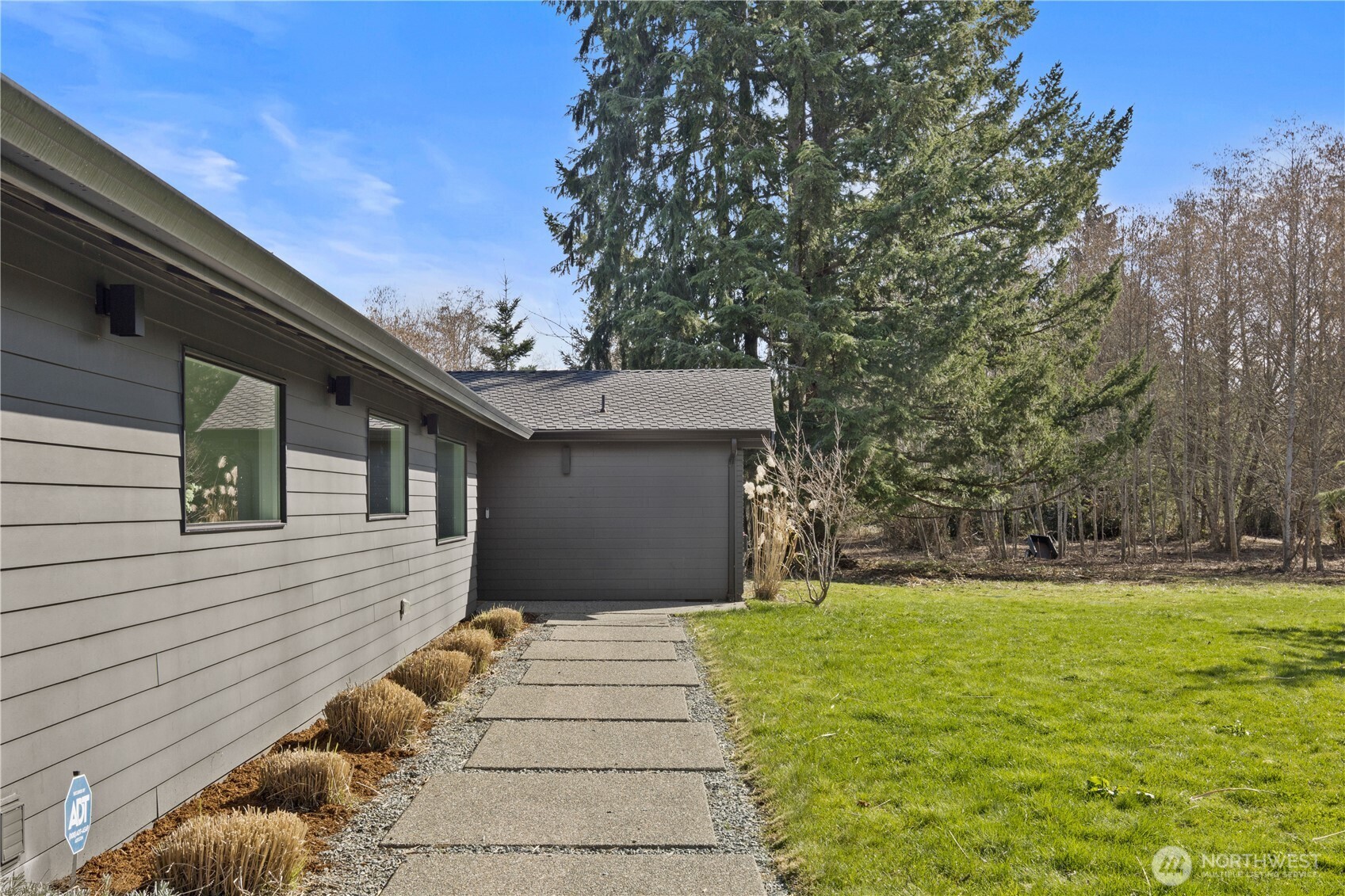 27824 SE 224th Street , Maple Valley, WA 98038
