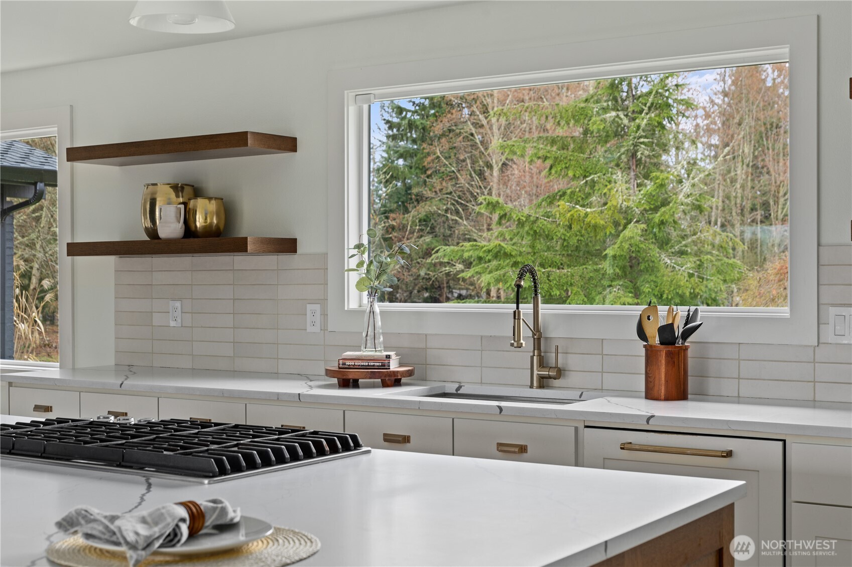 27824 SE 224th Street , Maple Valley, WA 98038