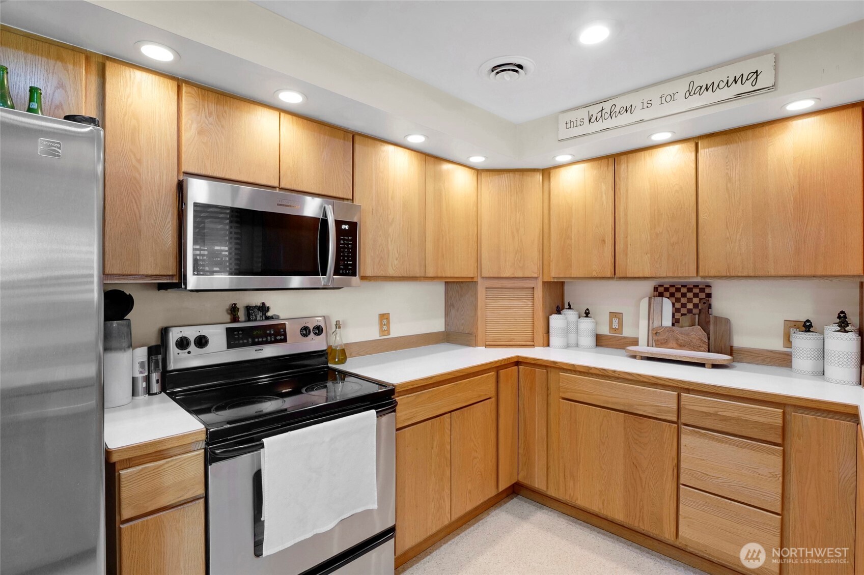 223 H Street NE, Ephrata, WA 98823