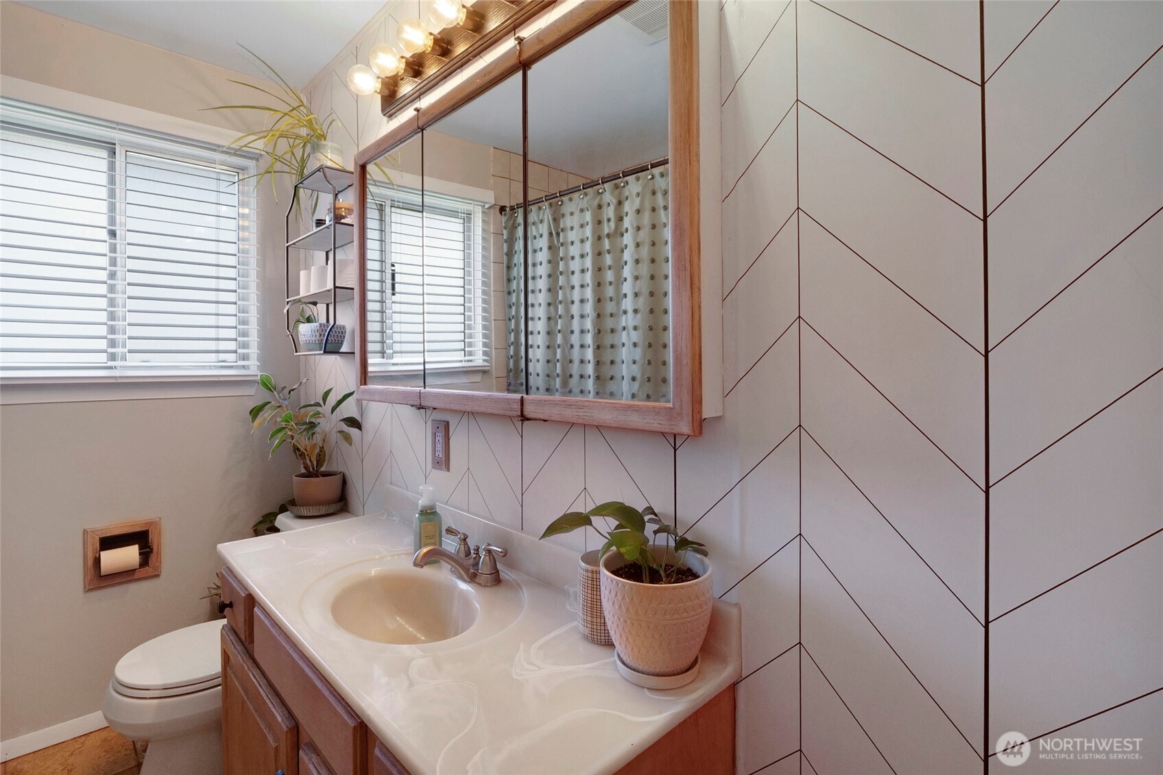 223 H Street NE, Ephrata, WA 98823