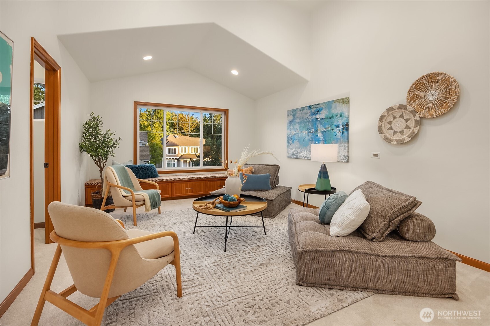 4727 245th Lane SE, Sammamish, WA 98074