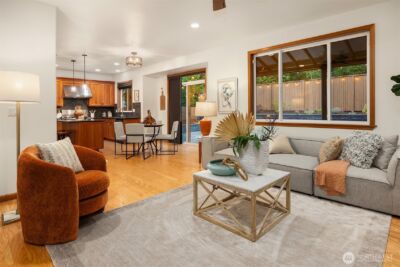 4727 245th Lane SE, Sammamish, WA 98074 - Photo 9