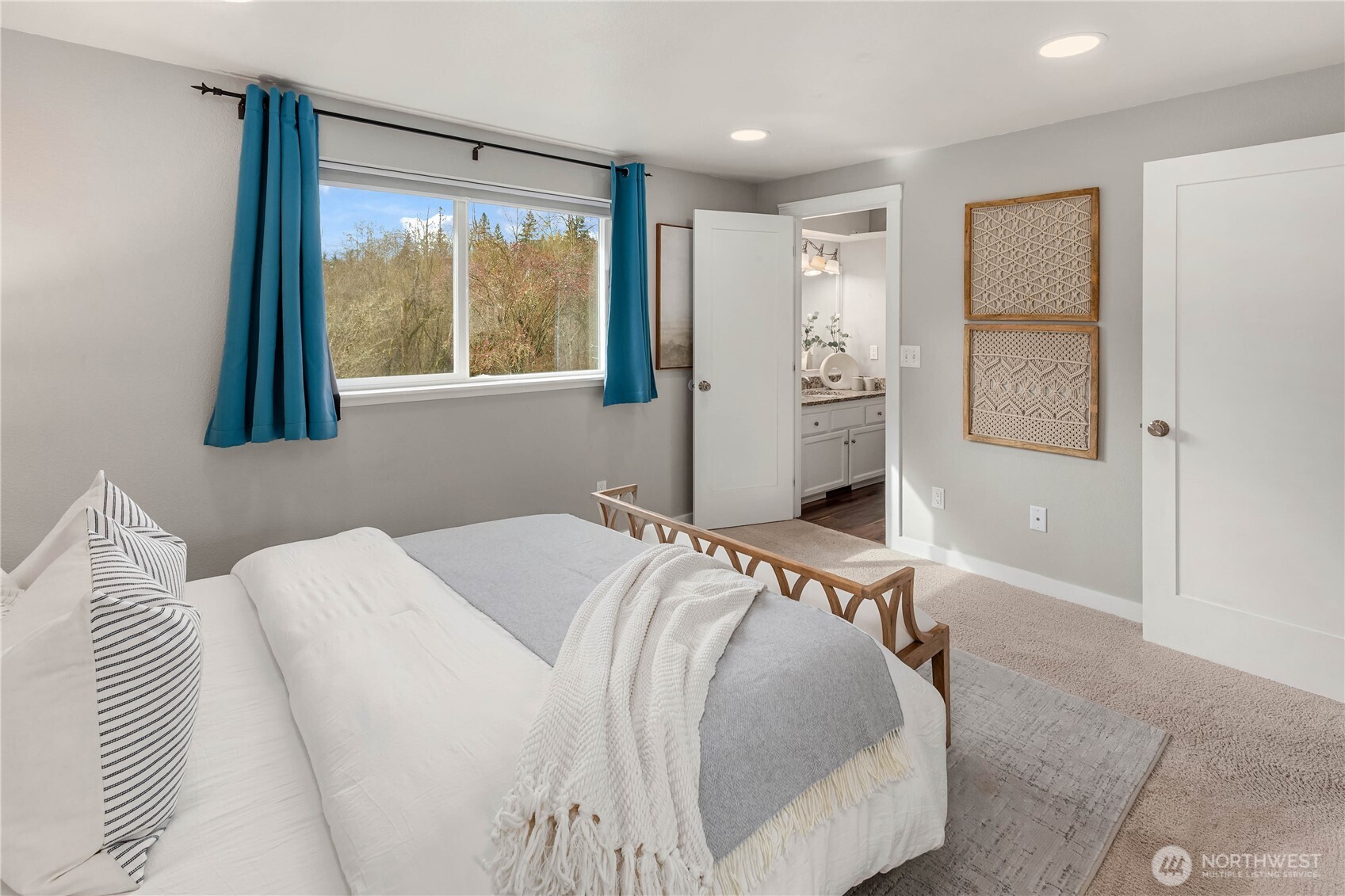 814 213th Street SE, Bothell, WA 98021