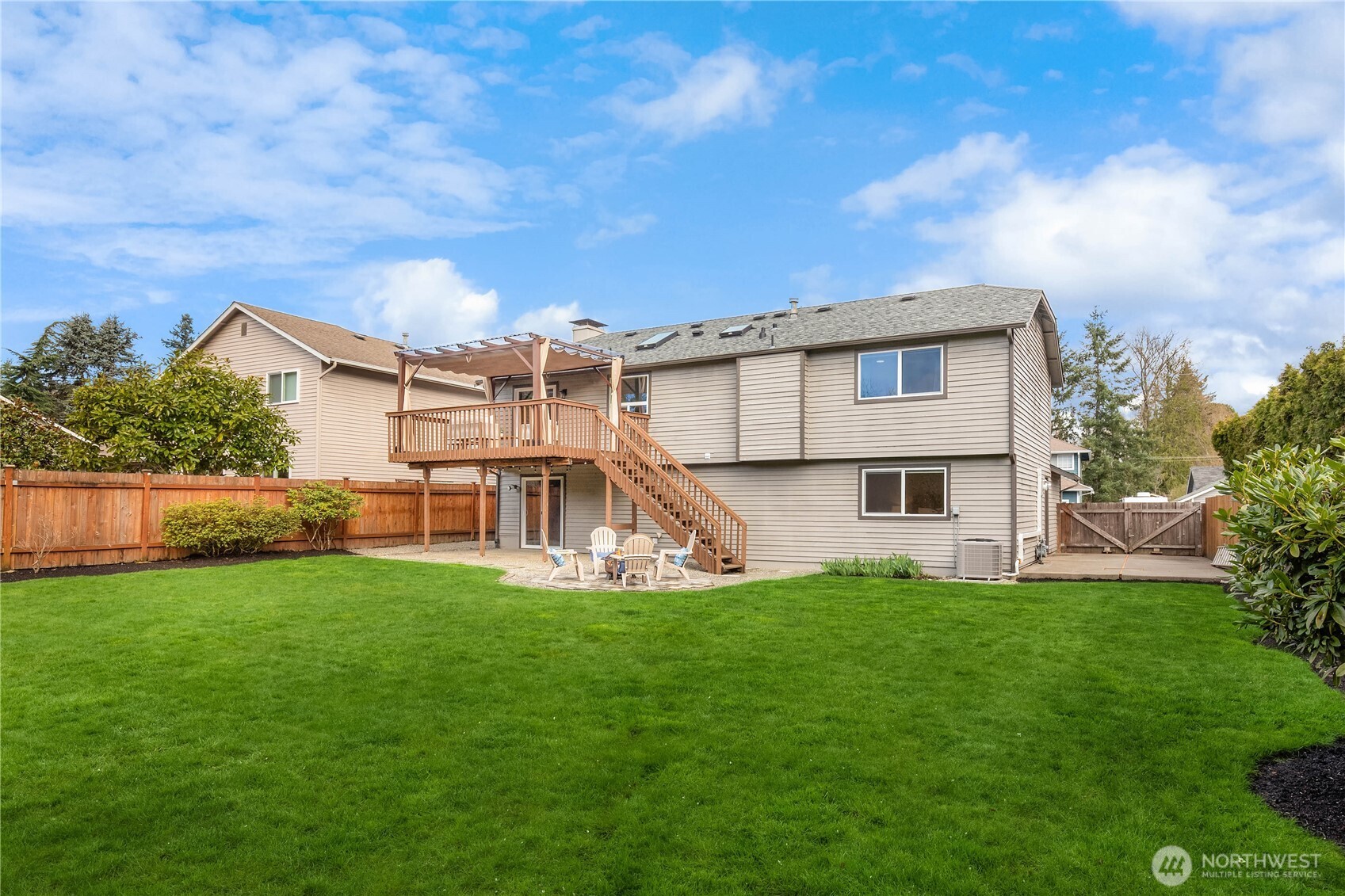 814 213th Street SE, Bothell, WA 98021