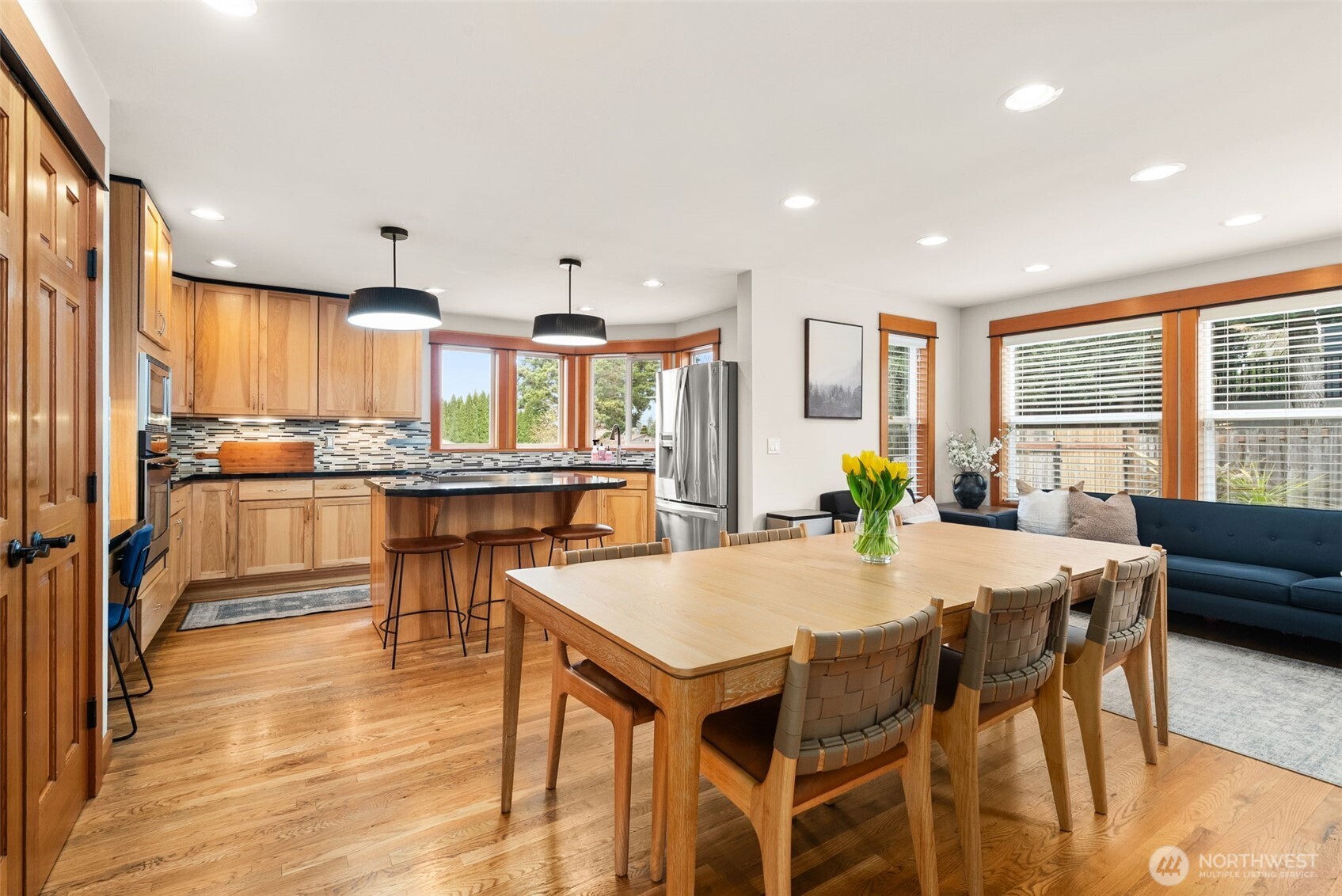 3157 Grandview Drive W, University Place, WA 98466