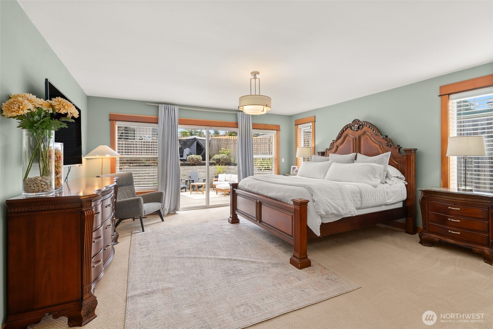 3157 Grandview Drive W, University Place, WA 98466