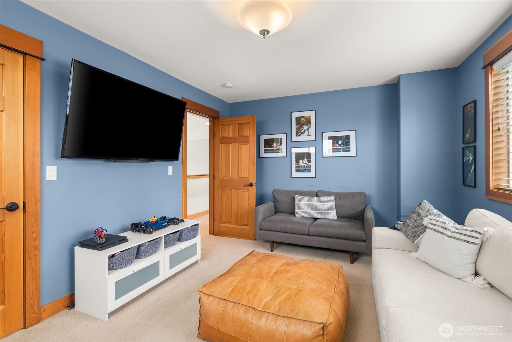 3157 Grandview Drive W, University Place, WA 98466