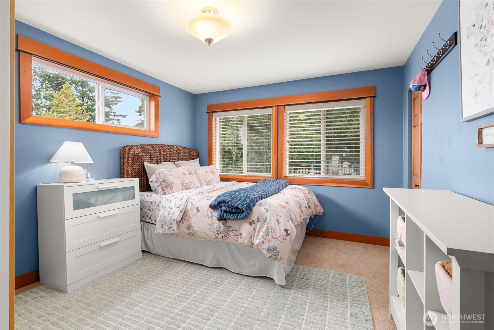 3157 Grandview Drive W, University Place, WA 98466