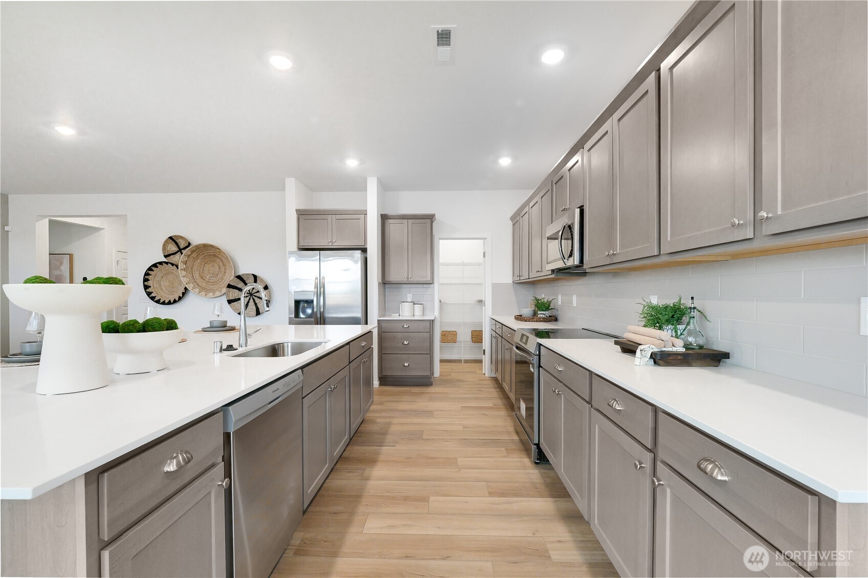 114 Moonshadow Lane , Sequim, WA 98382