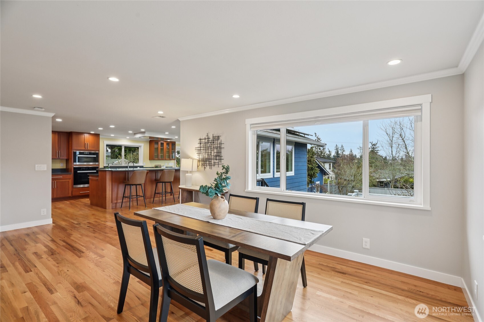 4054 52nd Avenue SW, Seattle, WA 98116