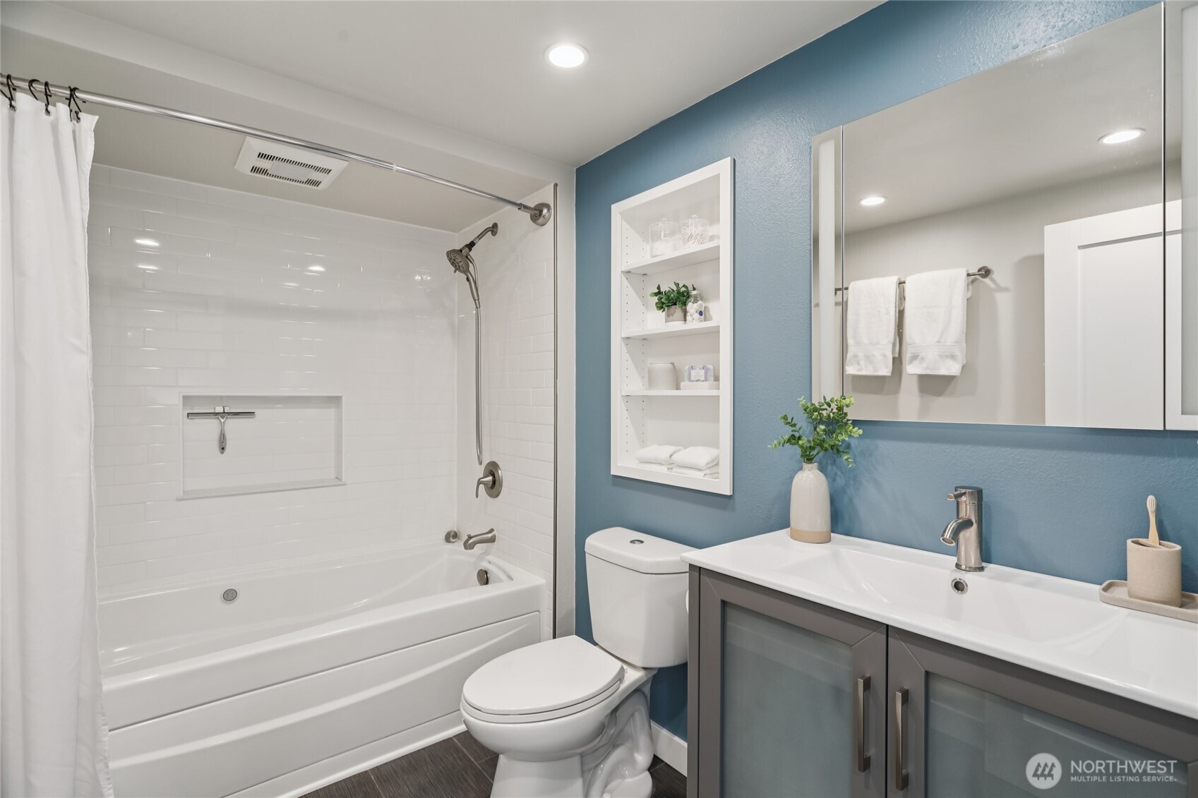 4054 52nd Avenue SW, Seattle, WA 98116