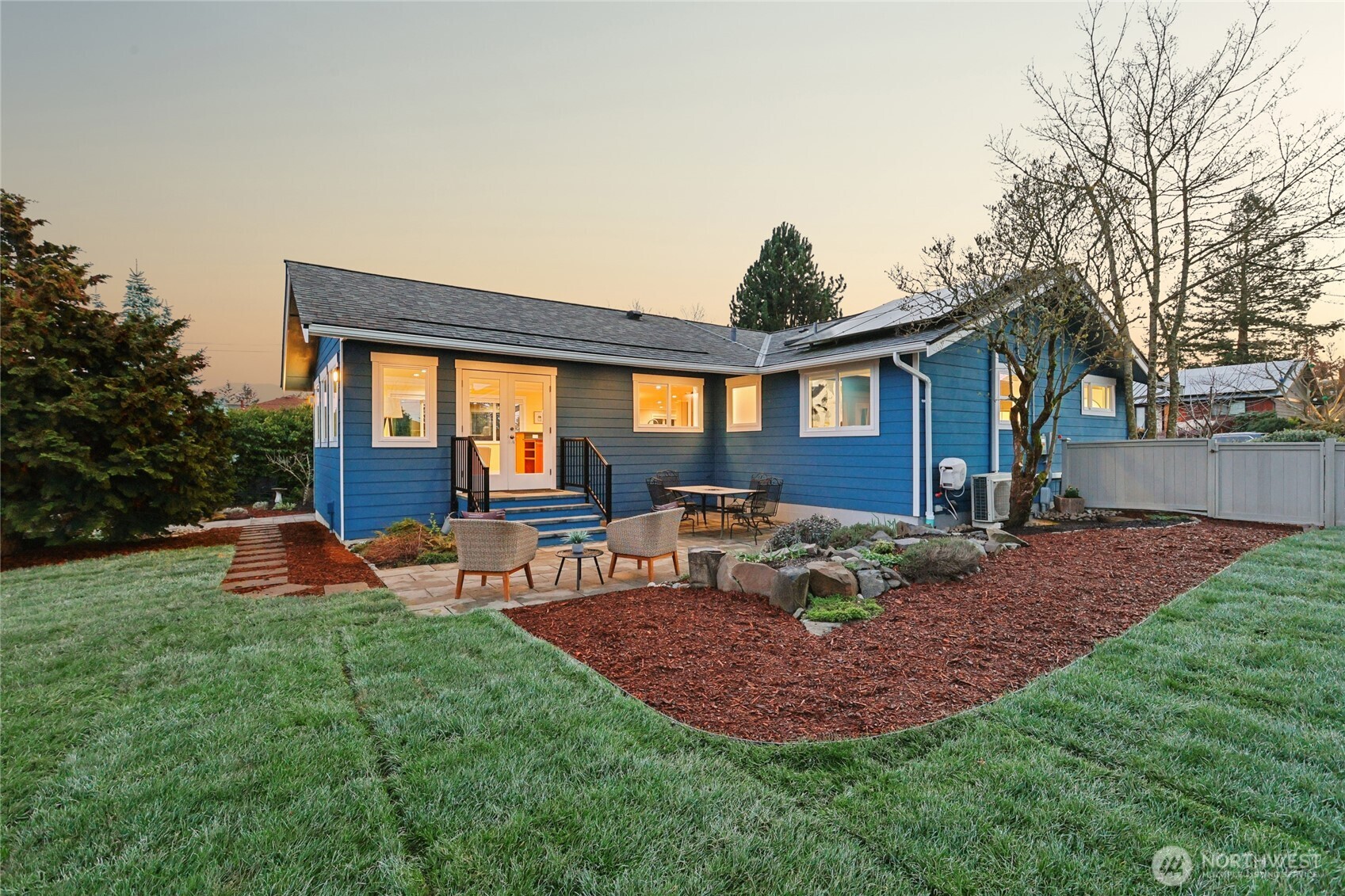 4054 52nd Avenue SW, Seattle, WA 98116