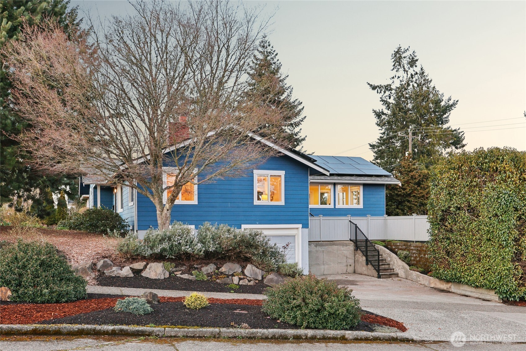 4054 52nd Avenue SW, Seattle, WA 98116