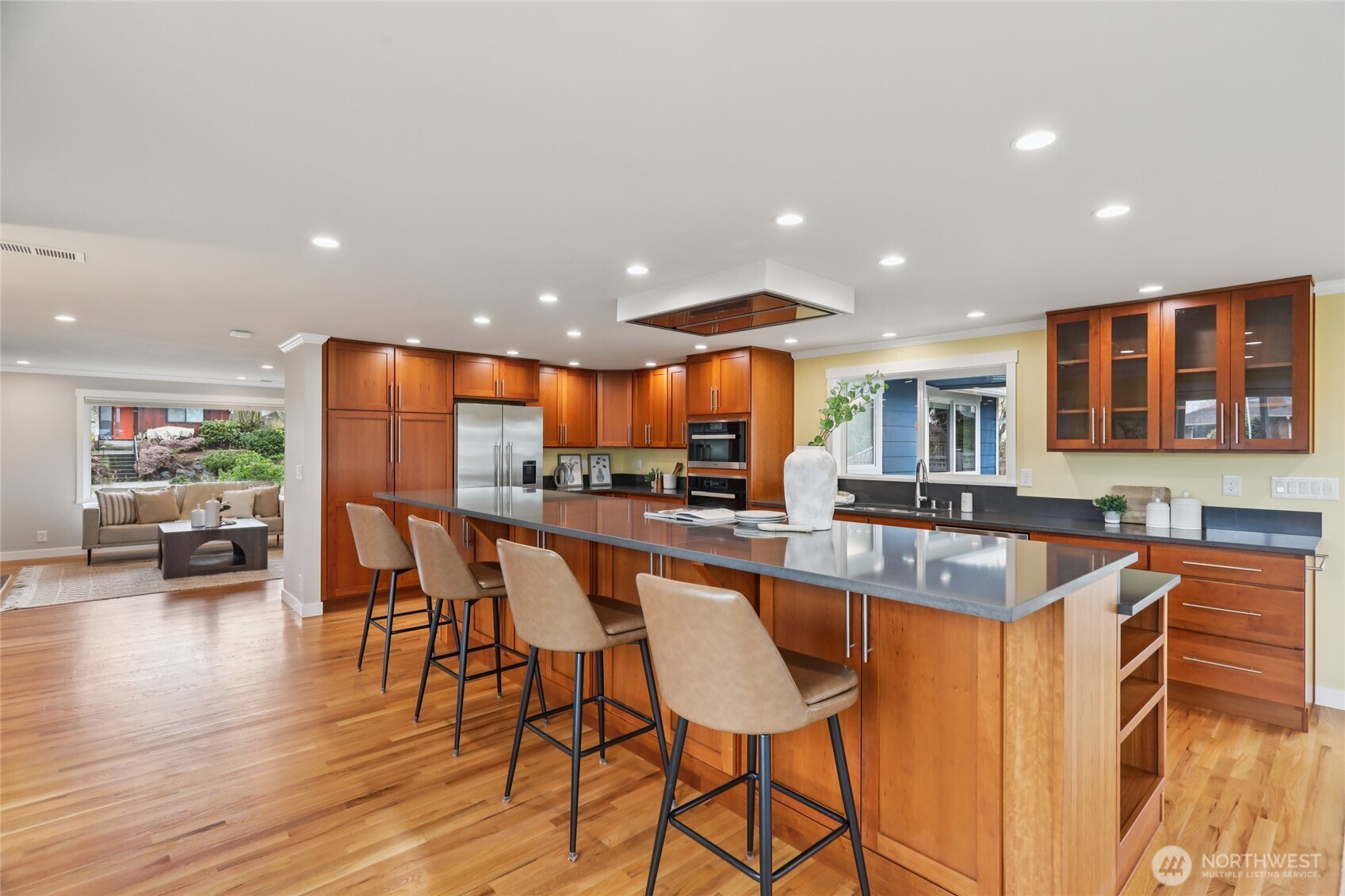 4054 52nd Avenue SW, Seattle, WA 98116