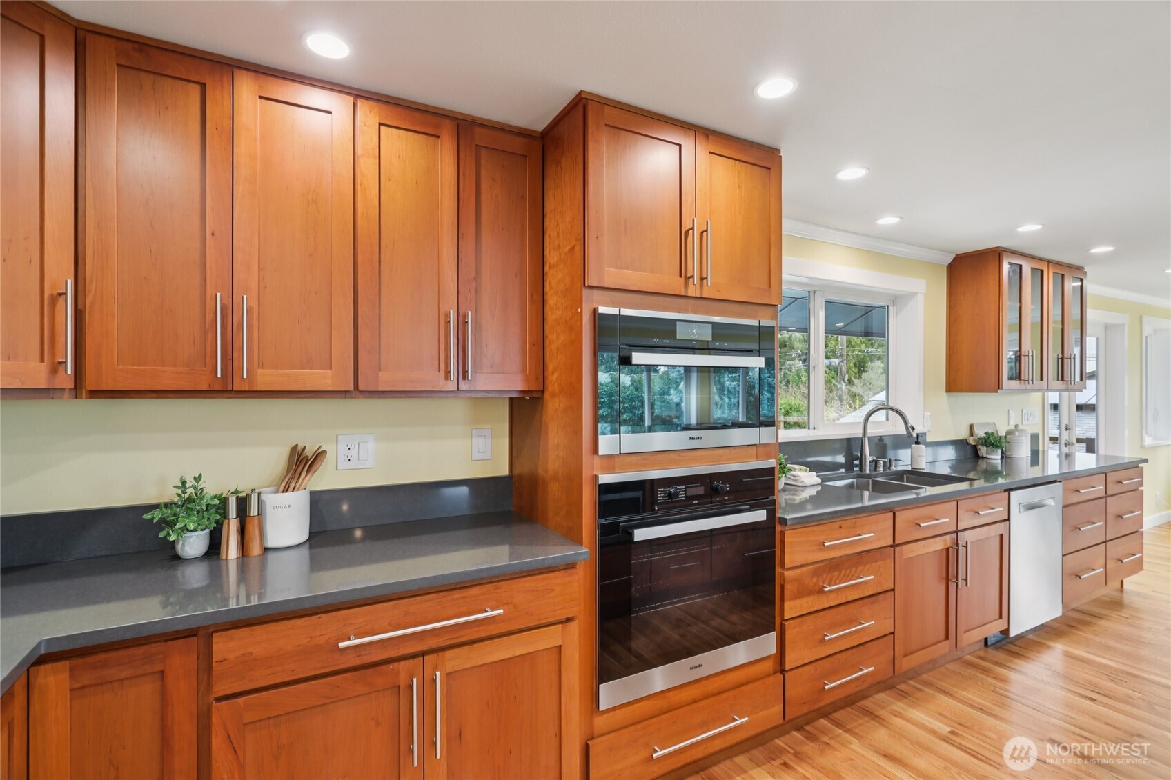 4054 52nd Avenue SW, Seattle, WA 98116