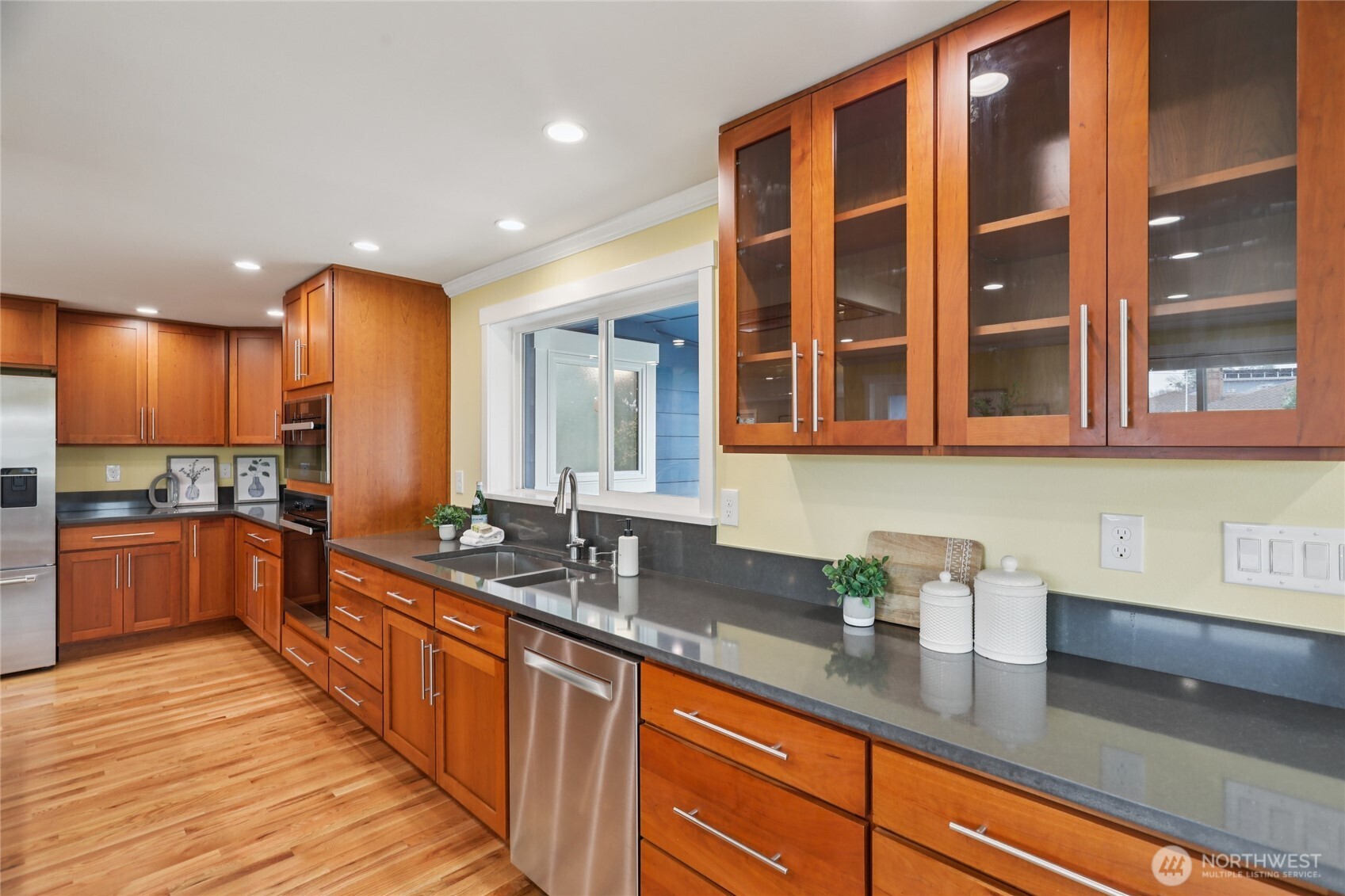 4054 52nd Avenue SW, Seattle, WA 98116