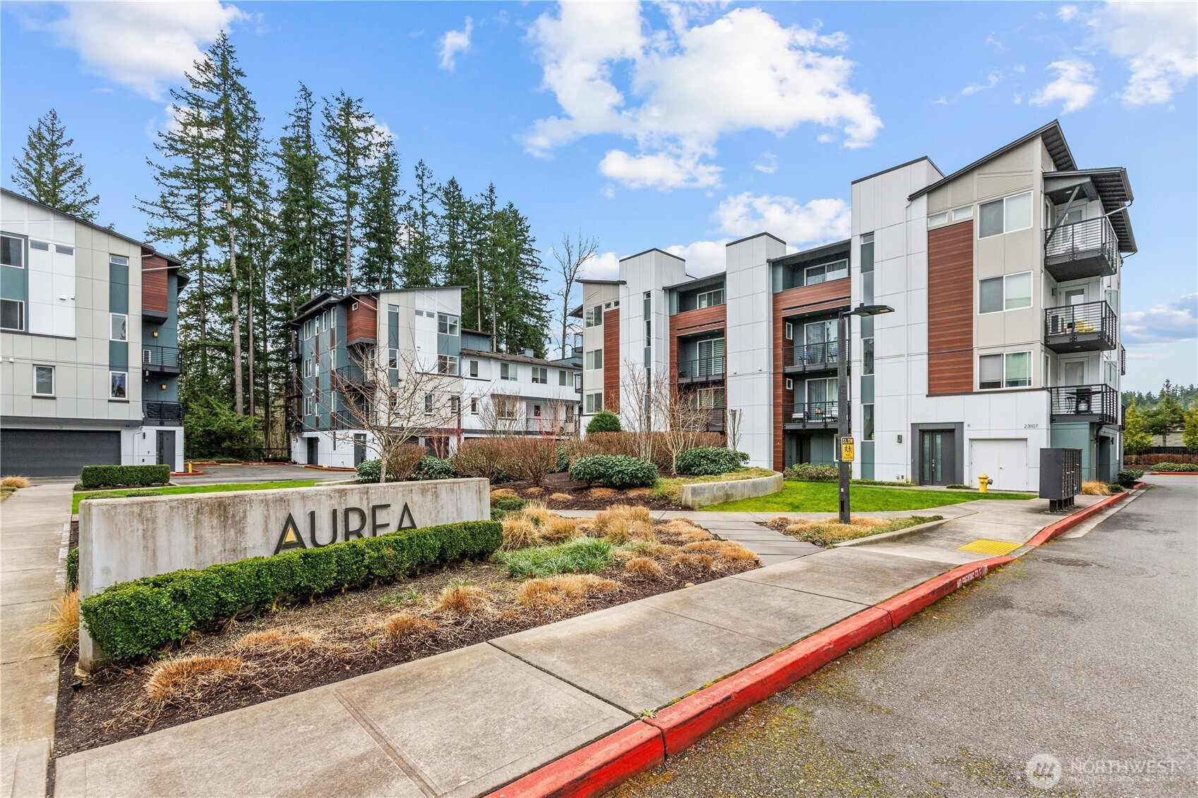 23103 NE 8th St #E1, Sammamish, WA 98074