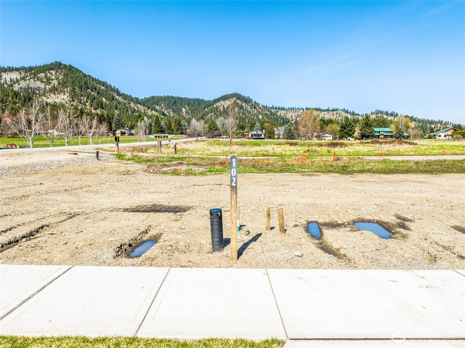 102 Alpenglow Drive , Leavenworth, WA 98826