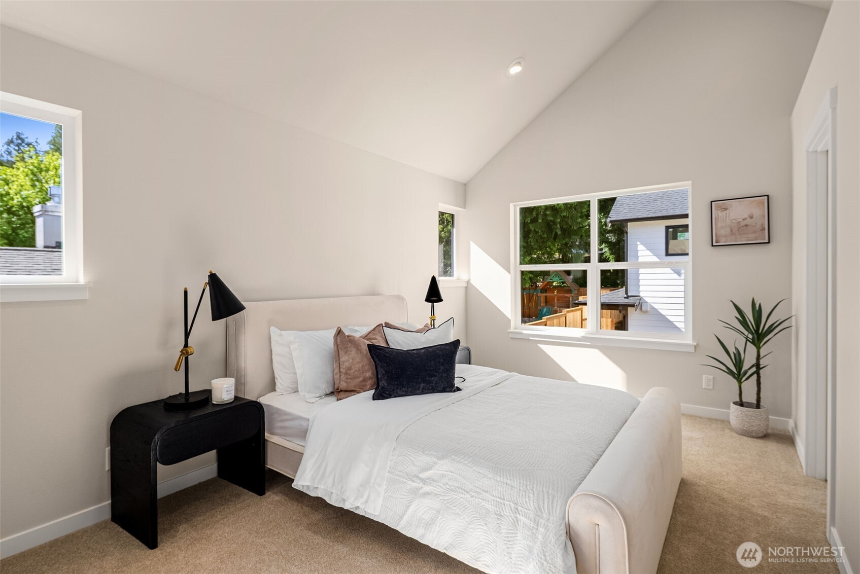 10604 NE 137th Place , Kirkland, WA 98034