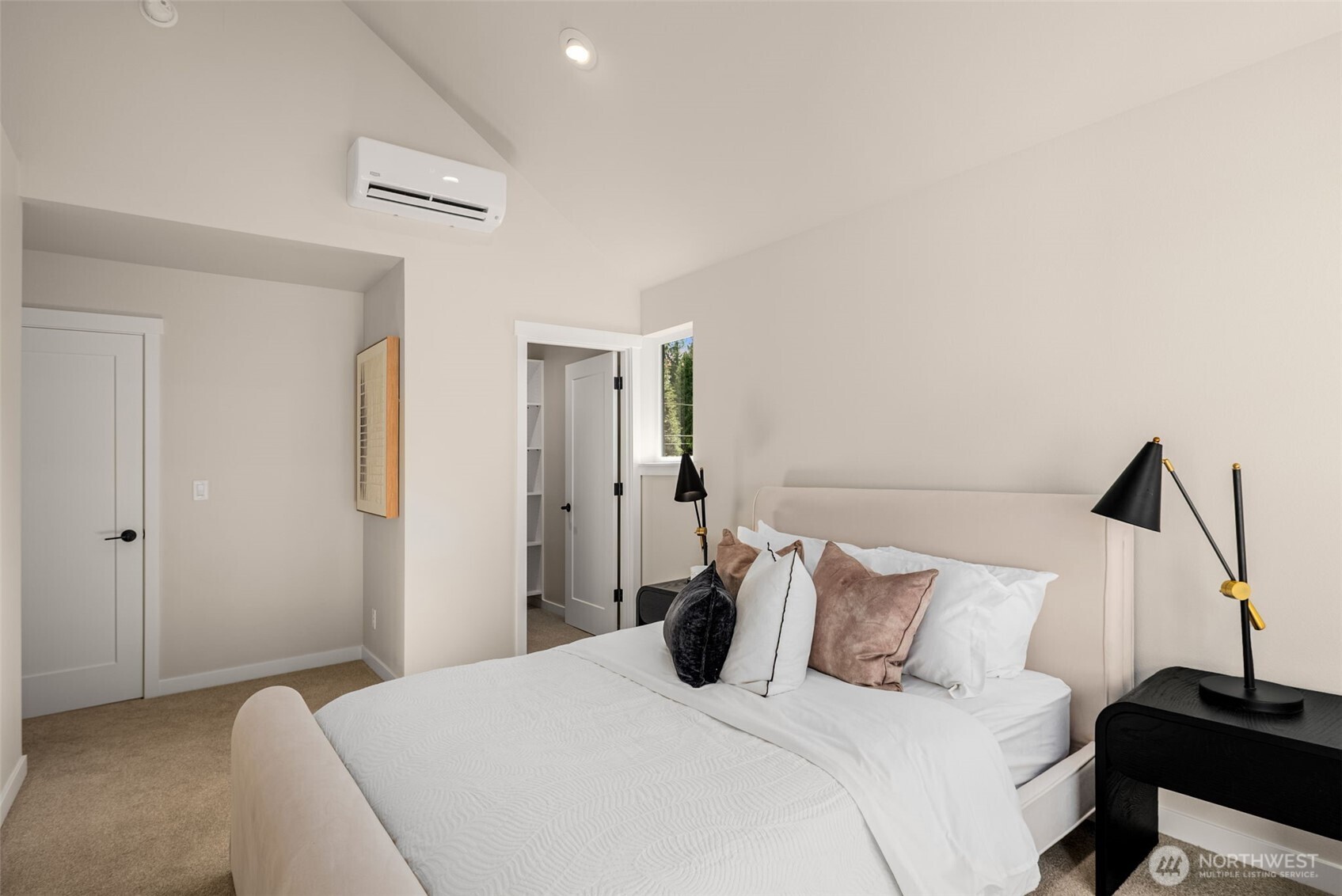 10604 NE 137th Place , Kirkland, WA 98034