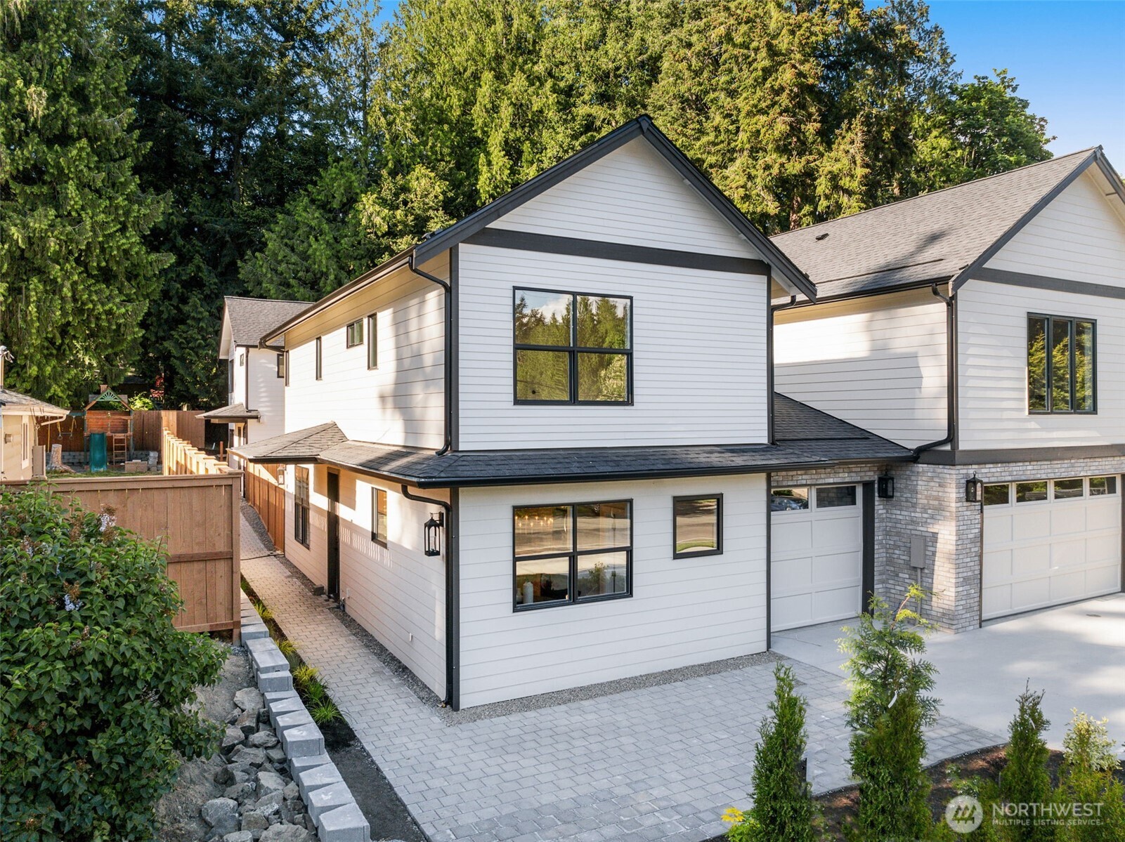 10604 NE 137th Place , Kirkland, WA 98034