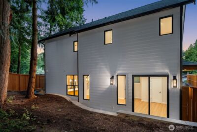 10602 NE 137th Place , Kirkland, WA 98034 - Photo 3