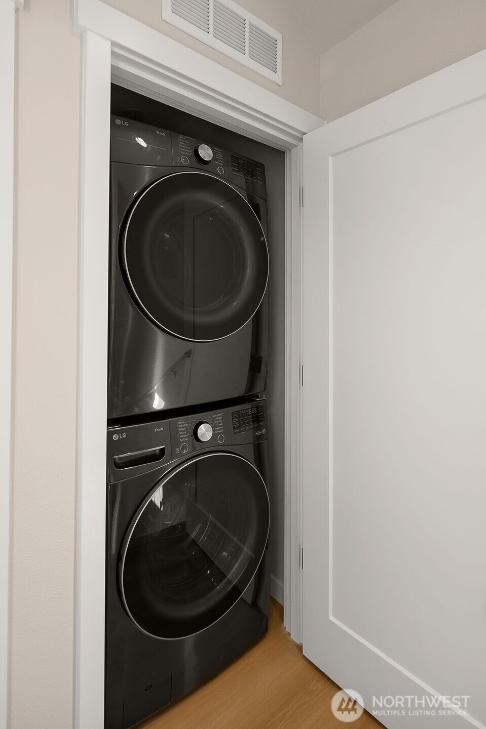 10604 NE 137th Place , Kirkland, WA 98034