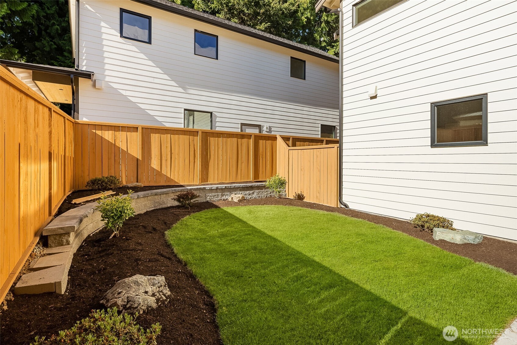 10604 NE 137th Place , Kirkland, WA 98034